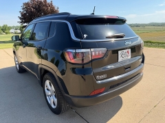 Used 2021  Jeep Compass Latitude FWD at Rooster Auto Sales near Vinton&comma; IA