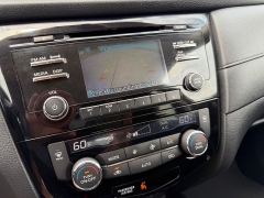 Used 2017  Nissan Rogue 4d SUV AWD S at Rooster Auto Sales near Vinton&comma; IA
