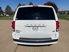 Used 2019 Dodge Grand Caravan 4d Wagon SXT at Rooster Auto Sales near Vinton, IA