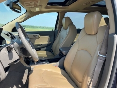 Used 2011 Chevrolet Traverse 4d SUV AWD LT2 at Rooster Auto Sales near Vinton, IA