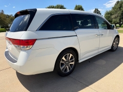 Used 2014  Honda Odyssey 4d Wagon Touring at Rooster Auto Sales near Vinton&comma; IA