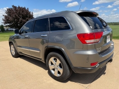 Used 2011  Jeep Grand Cherokee 4d SUV 4WD Limited at Rooster Auto Sales near Vinton&comma; IA