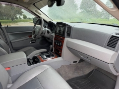 Used 2005  Jeep Grand Cherokee 4d SUV 4WD Limited at Rooster Auto Sales near Vinton&comma; IA