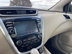 Used 2017 Nissan Murano 4d SUV AWD SL at Rooster Auto Sales near Vinton, IA