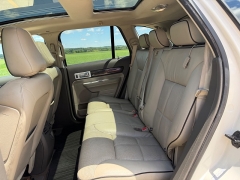 Used 2008  Lincoln MKX 4d SUV AWD at Rooster Auto Sales near Vinton&comma; IA