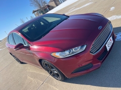 Used 2016  Ford Fusion 4d Sedan SE 2&period;5L at Rooster Auto Sales near Vinton&comma; IA