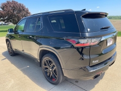 Used 2020 Chevrolet Traverse 4d SUV AWD Premier at Rooster Auto Sales near Vinton, IA