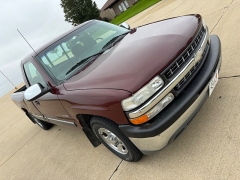 Used 1999  Chevrolet Silverado 1500 2WD Reg Cab Longbed at Rooster Auto Sales near Vinton&comma; IA