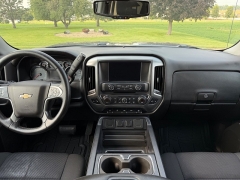Used 2015  Chevrolet Silverado 1500 4WD Crew Cab LT Z71 at Rooster Auto Sales near Vinton&comma; IA