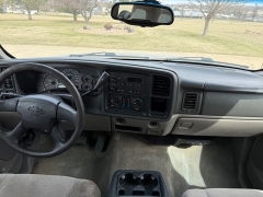 Used 2003  Chevrolet Tahoe 4d SUV 4WD Z71 at Rooster Auto Sales near Vinton&comma; IA