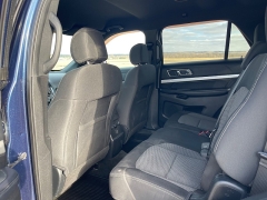 Used 2017  Ford Explorer 4d SUV 4WD XLT at Rooster Auto Sales near Vinton&comma; IA