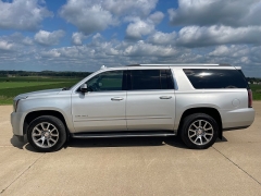 Used 2016 GMC Yukon XL 4d SUV 4WD Denali at Rooster Auto Sales near Vinton, IA