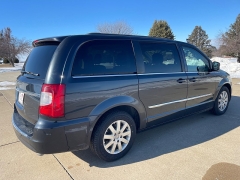 Used 2013  Chrysler Town & Country 4d Wagon Touring at Rooster Auto Sales near Vinton&comma; IA