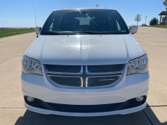 Used 2019 Dodge Grand Caravan 4d Wagon SXT at Rooster Auto Sales near Vinton, IA