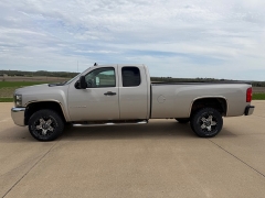 Used 2007  Chevrolet Silverado 2500 2WD Ext Cab LT1 at Rooster Auto Sales near Vinton&comma; IA
