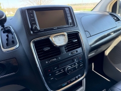 Used 2013  Chrysler Town & Country 4d Wagon Touring at Rooster Auto Sales near Vinton&comma; IA