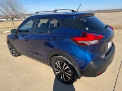 Used 2019  Nissan Kicks 4d SUV FWD SR Premium at Rooster Auto Sales near Vinton&comma; IA