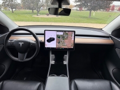 Used 2021  Tesla Model Y Long Range AWD at Rooster Auto Sales near Vinton&comma; IA