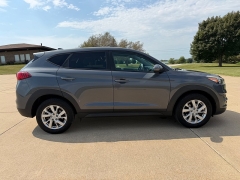 Used 2019  Hyundai Tucson 4d SUV AWD SE at Rooster Auto Sales near Vinton&comma; IA