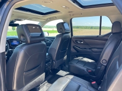 Used 2020 Chevrolet Traverse 4d SUV AWD Premier at Rooster Auto Sales near Vinton, IA