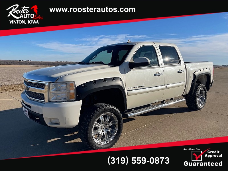Used 2009  Chevrolet Silverado 1500 4WD Crew Cab LTZ at Rooster Auto Sales near Vinton&comma; IA