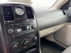 Used 2006  Chrysler 300 4d Sedan Base at Rooster Auto Sales near Vinton&comma; IA