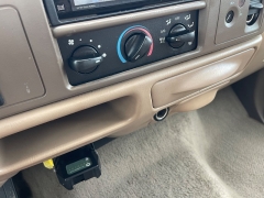 Used 1999 Ford Super Duty F-250 4WD Supercab Lariat at Rooster Auto Sales near Vinton, IA