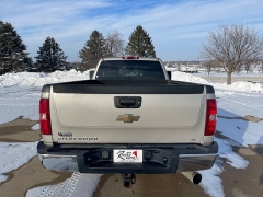 Used 2007  Chevrolet Silverado 2500 2WD Ext Cab LT1 at Rooster Auto Sales near Vinton, IA