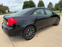Used 2008  Pontiac G6 4d Sedan Value at Rooster Auto Sales near Vinton&comma; IA