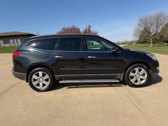 Used 2010  Chevrolet Traverse 4d SUV AWD LTZ at Rooster Auto Sales near Vinton&comma; IA