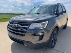 Used 2018 Ford Explorer 4d SUV 4WD XLT at Rooster Auto Sales near Vinton, IA