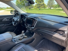 Used 2020 Chevrolet Traverse 4d SUV AWD Premier at Rooster Auto Sales near Vinton, IA
