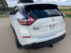 Used 2017 Nissan Murano 4d SUV AWD SL at Rooster Auto Sales near Vinton, IA