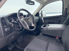 Used 2013  Chevrolet Silverado 2500 4WD Crew Cab LT at Rooster Auto Sales near Vinton, IA