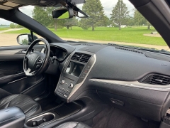 Used 2017 Lincoln MKC 4d SUV AWD Reserve at Rooster Auto Sales near Vinton, IA