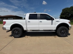 Used 2014  Ford F-150 4WD Supercrew XLT 5 1&sol;2 at Rooster Auto Sales near Vinton&comma; IA