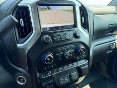 Used 2021  Chevrolet Silverado 1500 4WD Crew Cab 147" LT at Rooster Auto Sales near Vinton&comma; IA