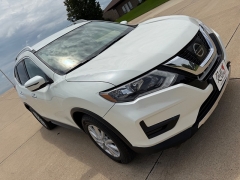 Used 2017  Nissan Rogue 4d SUV AWD S at Rooster Auto Sales near Vinton&comma; IA