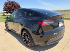 Used 2021  Tesla Model Y Long Range AWD at Rooster Auto Sales near Vinton&comma; IA