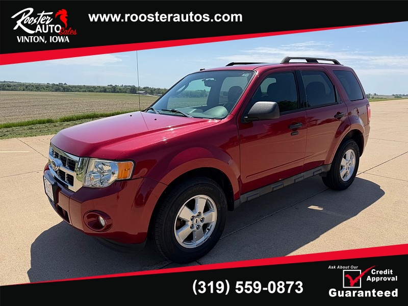 Used 2011  Ford Escape 4d SUV FWD XLT at Rooster Auto Sales near Vinton&comma; IA