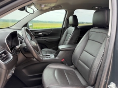 Used 2020  Chevrolet Equinox 4d SUV FWD Premier w&sol;1LZ at Rooster Auto Sales near Vinton&comma; IA