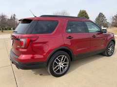 Used 2018  Ford Explorer 4d SUV 4WD Sport at Rooster Auto Sales near Vinton&comma; IA