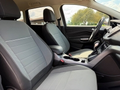 Used 2015  Ford Escape 4d SUV 4WD SE at Rooster Auto Sales near Vinton&comma; IA