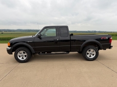 Used 2005  Ford Ranger 4WD Supercab 4d XLT at Rooster Auto Sales near Vinton&comma; IA
