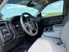 Used 2015  GMC Sierra 1500 4WD Crew Cab at Rooster Auto Sales near Vinton&comma; IA