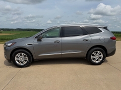 Used 2019  Buick Enclave 4d SUV AWD Essence at Rooster Auto Sales near Vinton&comma; IA