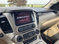 Used 2016 GMC Yukon XL 4d SUV 4WD Denali at Rooster Auto Sales near Vinton, IA