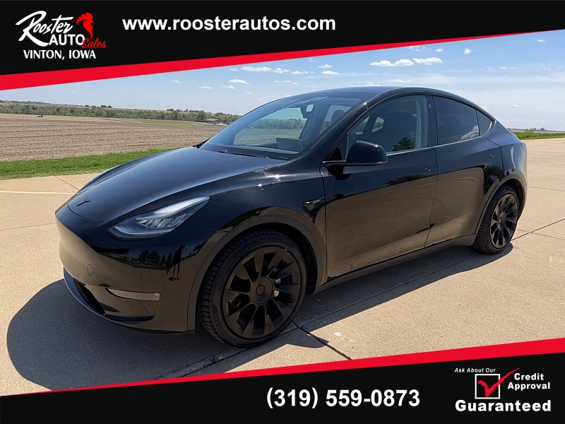 Used 2021  Tesla Model Y Long Range AWD at Rooster Auto Sales near Vinton&comma; IA