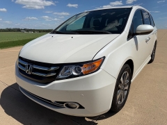 Used 2014  Honda Odyssey 4d Wagon Touring at Rooster Auto Sales near Vinton&comma; IA