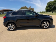 Used 2017  Honda HR-V 4d SUV AWD EX-L Navigation at Rooster Auto Sales near Vinton&comma; IA